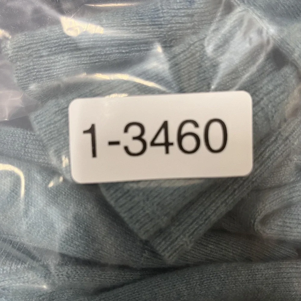 Banana Republic Sweater Mens Small‎ Blue V Neck Pima Cotton Cashmere Pullover
